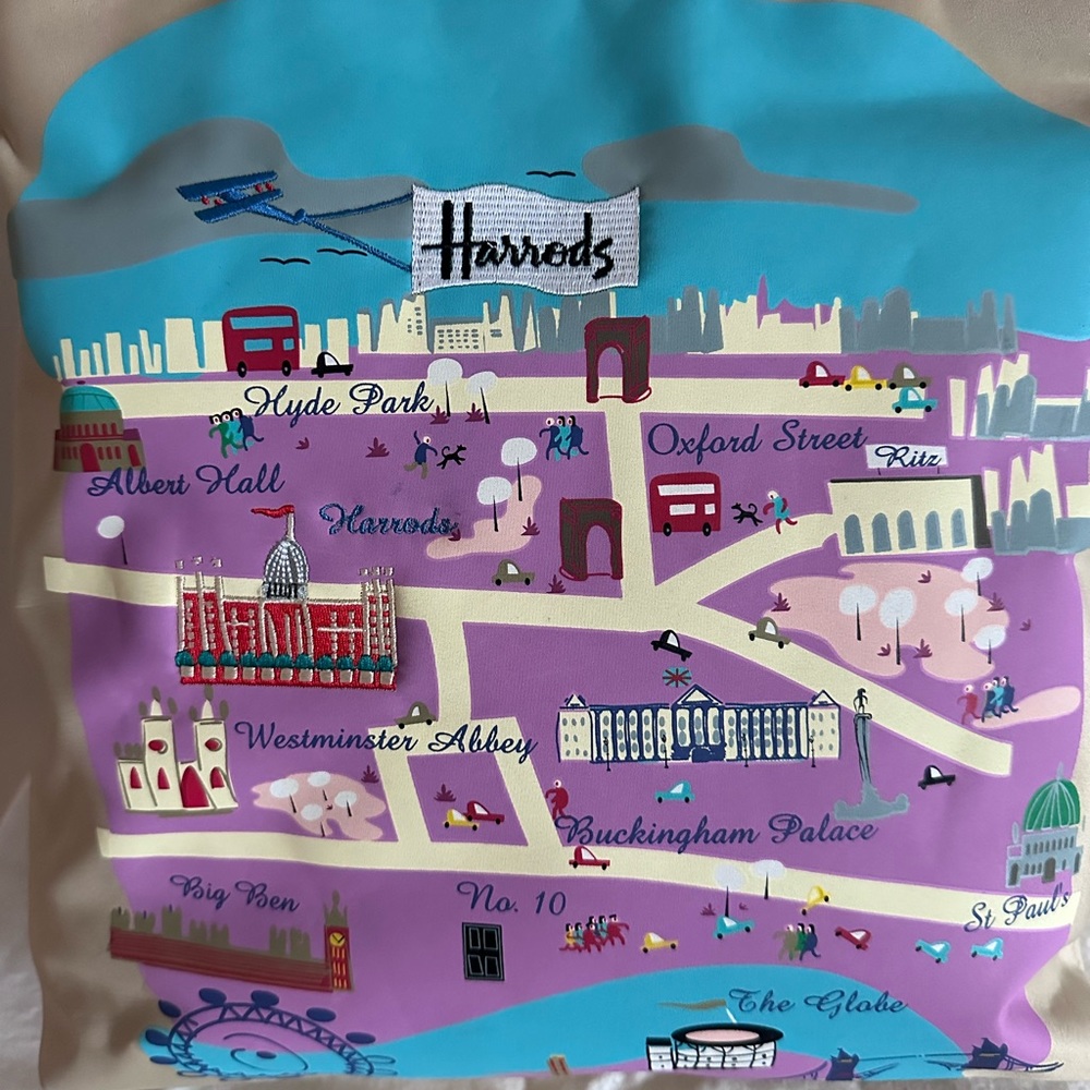 Harrods of London Zipper Tote - Picture 4 of 9